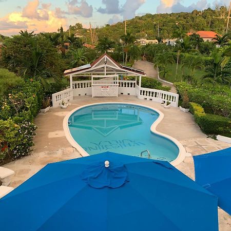Whistling Villa Runaway Bay Luaran gambar