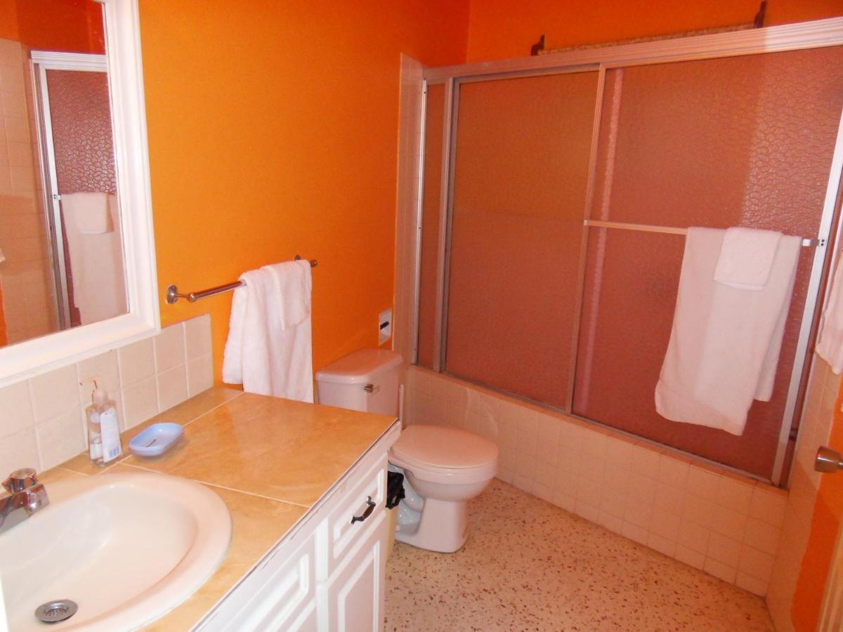 Whistling Villa Runaway Bay Luaran gambar